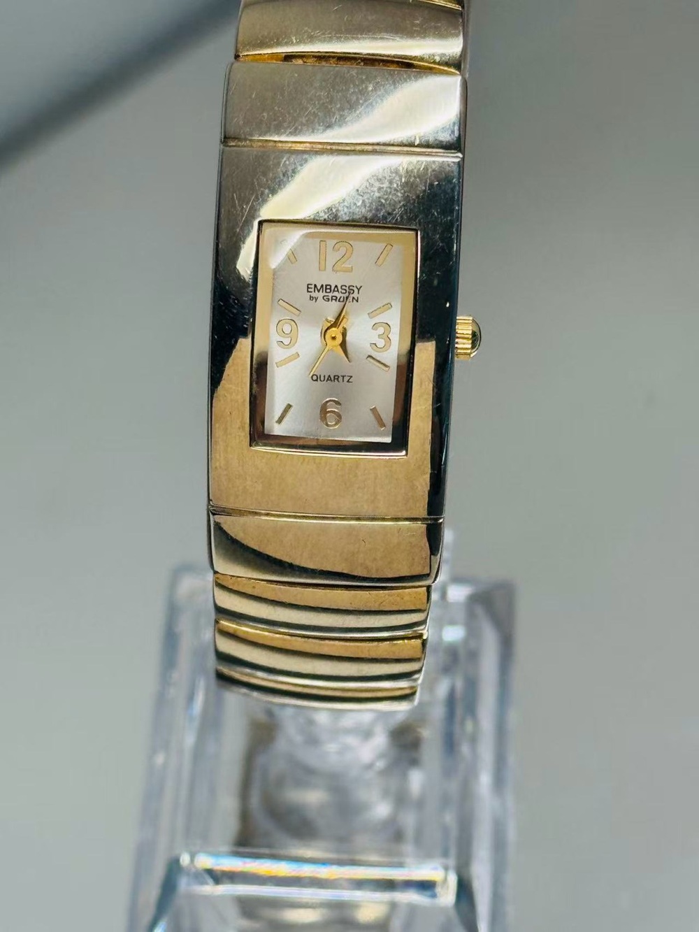 Vintage Embassy by Gruen Women’s Quartz Bangle Watch 17mm New Battery Runs